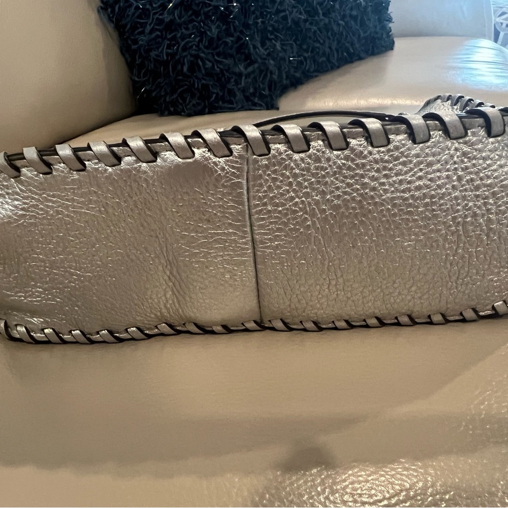 Michael Kors  silver leather crossbody handbag - Picture 8 of 9